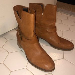 Madewell camel leather booties